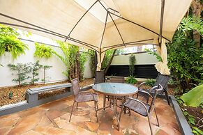 LDM - The Landmark Residence