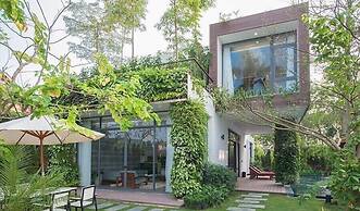 Flamingos Dai Lai Resort Luxury