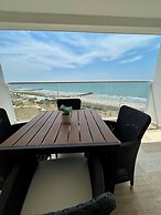 Cartagena Beach Resort