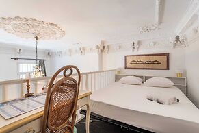 Charming Duplex With 1 Bedroom