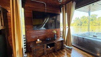 Kawarin River Exclusive Hotel & Resort