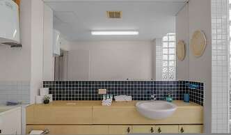 Zen Oceanscape Balcony - Oceanview - Parking