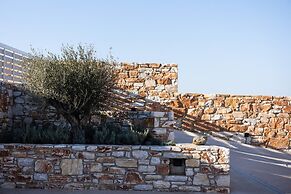 Akrotiri Estate Naxos - Private Hillside Estate