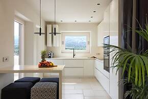 Akrotiri Estate Naxos - Private Hillside Estate