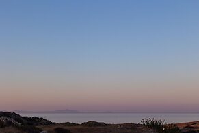 Akrotiri Estate Naxos - Private Hillside Estate