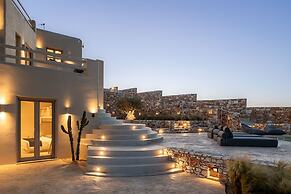 Akrotiri Estate Naxos - Private Hillside Estate