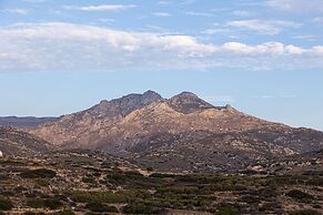 Akrotiri Estate Naxos - Private Hillside Estate