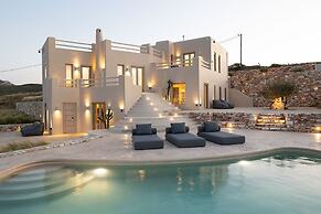 Akrotiri Estate Naxos - Private Hillside Estate