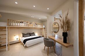 Akrotiri Estate Naxos - Private Hillside Estate