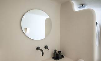 Akrotiri Estate Naxos - Private Hillside Estate