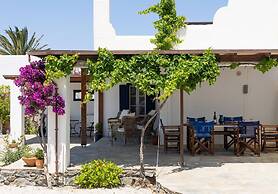 Angali HM Quiet 3 Bdrm Home on the Beach