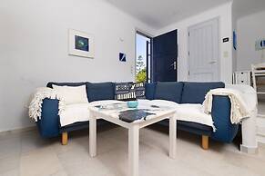 Angali HM Quiet 3 Bdrm Home on the Beach