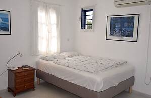 Angali HM Quiet 3 Bdrm Home on the Beach