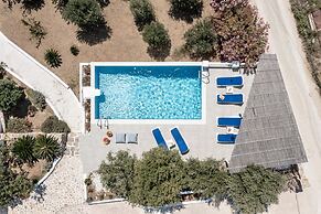 Villa Alba Spacious Home by the sea