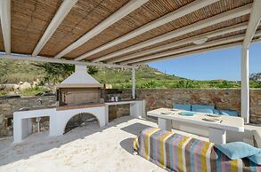 Villa Alba Spacious Home by the sea