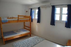 Prokopios Cottage Cycladic Home a Walk to Beach