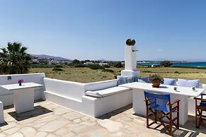 Angali TA 3 Bedroom Home 60m From Kastraki Beach