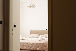 Villa Billia Cheerful 4 Bedroom Home w Ocean View