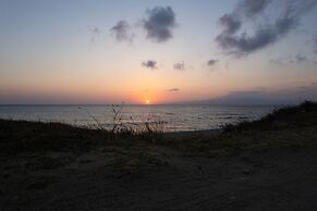 Villa Leilani 3 Bedroom Home by the Beach