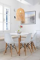 Villa Leilani 3 Bedroom Home by the Beach