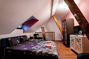 Galeria Grafit Apartments