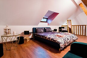 Galeria Grafit Apartments