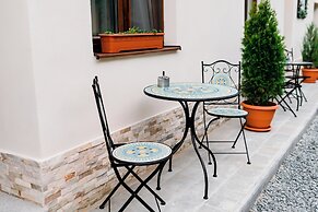 Galeria Grafit Apartments