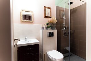 Galeria Grafit Apartments