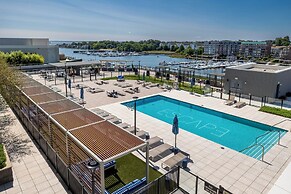 Escape at Harbor Point