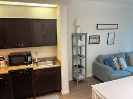 Disney Favorite Free Shuttle