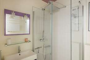 Paris Marais Bouquet Residence