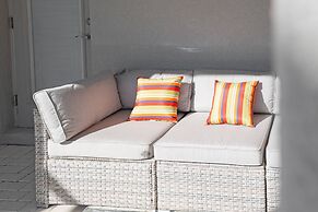 Brand NEW Luxury 10bedrooms At Windsor Island