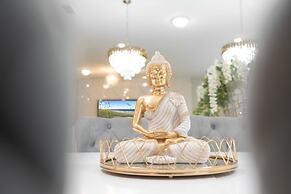 Brand NEW Luxury 10bedrooms At Windsor Island