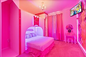 Brand NEW Luxury 10bedrooms At Windsor Island