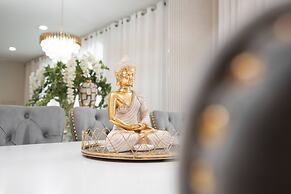 Brand NEW Luxury 10bedrooms At Windsor Island