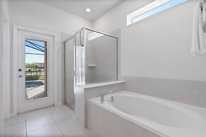 Brand NEW Luxury 10bedrooms At Windsor Island