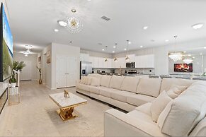 Brand NEW Luxury 10bedrooms At Windsor Island