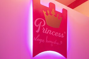 Brand NEW Luxury 10bedrooms At Windsor Island