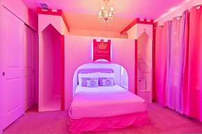 Brand NEW Luxury 10bedrooms At Windsor Island