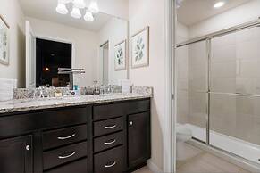 New Home 8 Bedrooms At Windsor Island