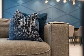 New Home 8 Bedrooms At Windsor Island