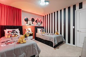 New Home 8 Bedrooms At Windsor Island