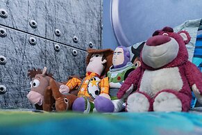 New Home 8 Bedrooms At Windsor Island