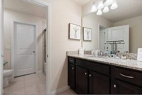 New Home 8 Bedrooms At Windsor Island