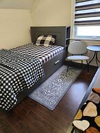 Room-double Room 2 Brampton Toronto Cana