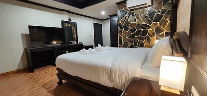 Arya Suites Patong Beach