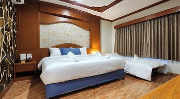 Arya Suites Patong Beach