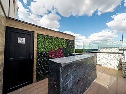 Apartamento con Alberca y Padel