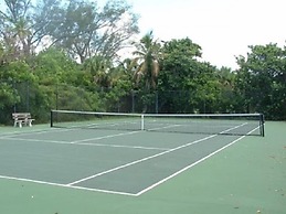 Shell Island Beach Club