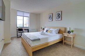 Apartment in the Heart of Pentagon City